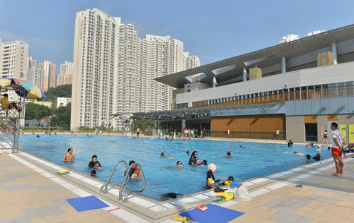 平昌学校游泳池专用水处理设备，水质更洁净卫生，保障学生身体健康！